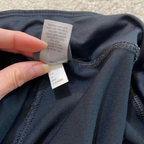 Champion black cropped drawstring leggings small - Picture 13 of 14